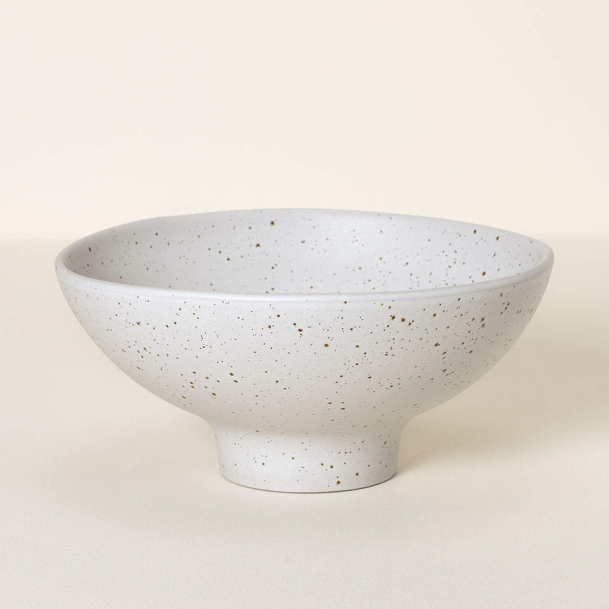 The Popcorn Bowl with Kernel Sifter - Speckled White