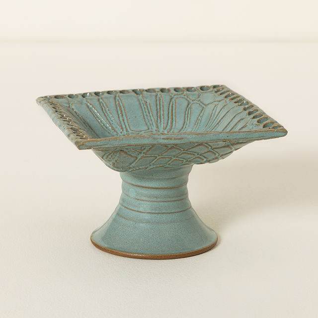 Pedestal Jewelry Holder Pedestal Jewelry Holder Goods