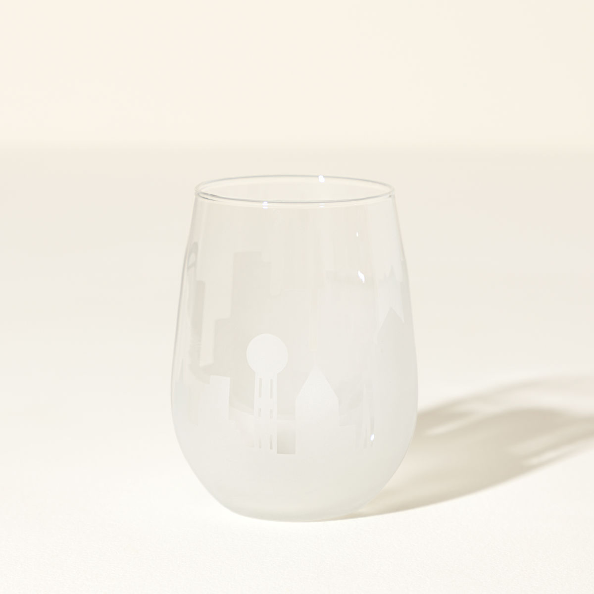 Etched Skyline Wine Glass - Dallas