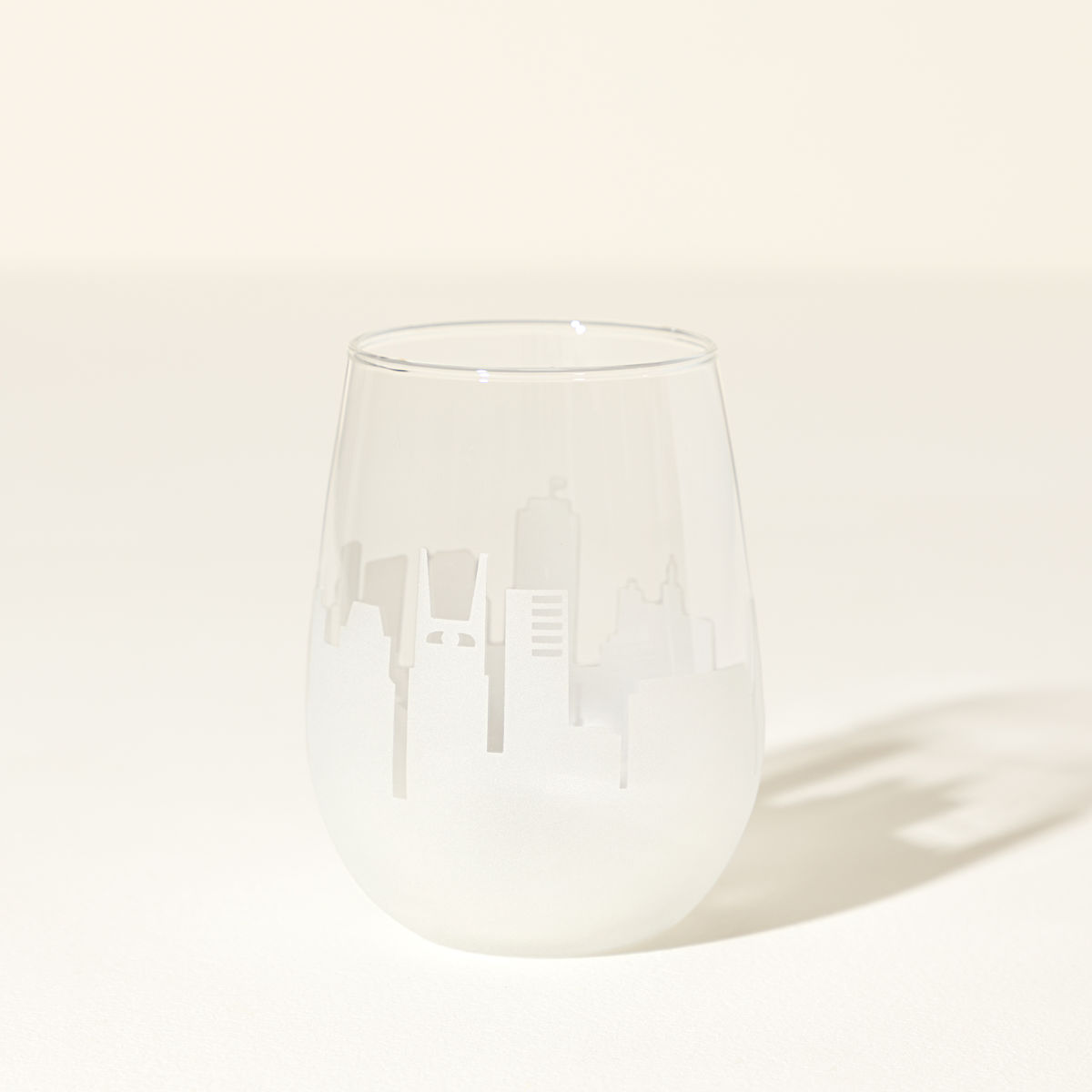 Etched Skyline Wine Glass - Nashville
