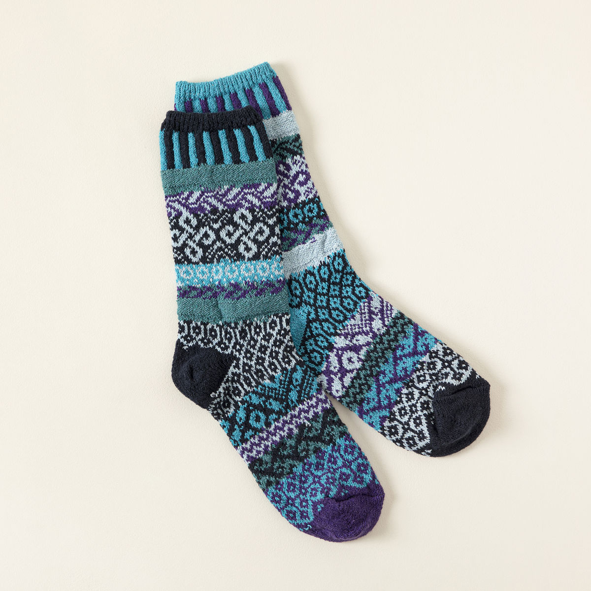 Mismatched Crew Socks - Waves Medium