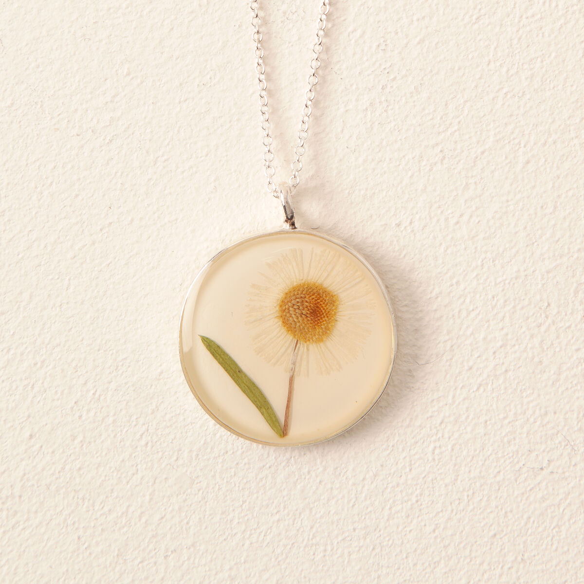 Birth Flower Necklace - April