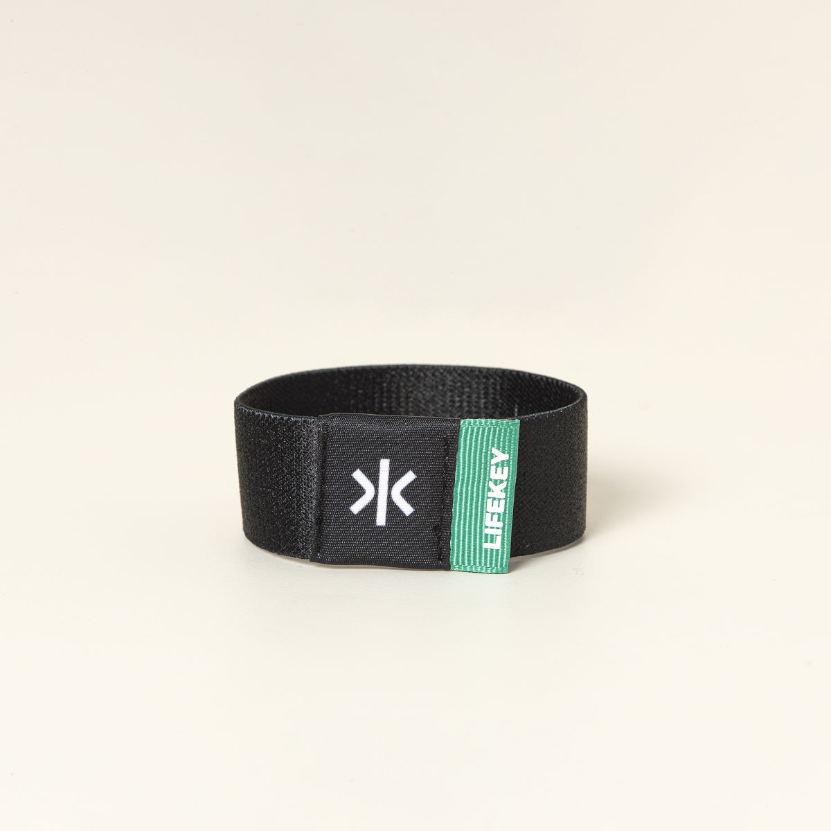 Outdoor Safe Smart Wristband - Waterproof Black