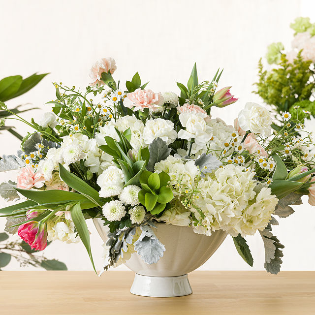 Dramatic Display Compote Flower Arranging Goods