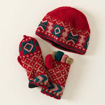 Cozy Isle Hat and Texting Gloves