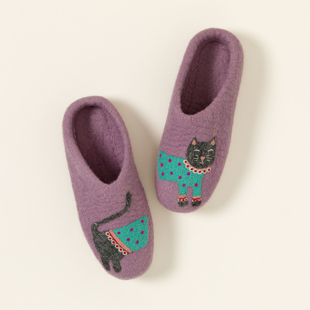 Cat Purrson's Slippers - Small (7-7.5)