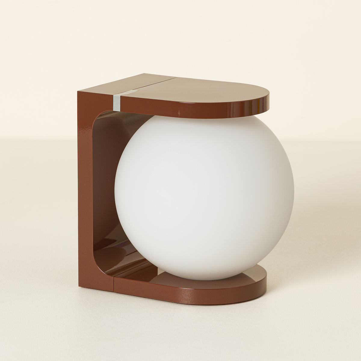 Wireless Charging Table Lamp - Coffee Brown