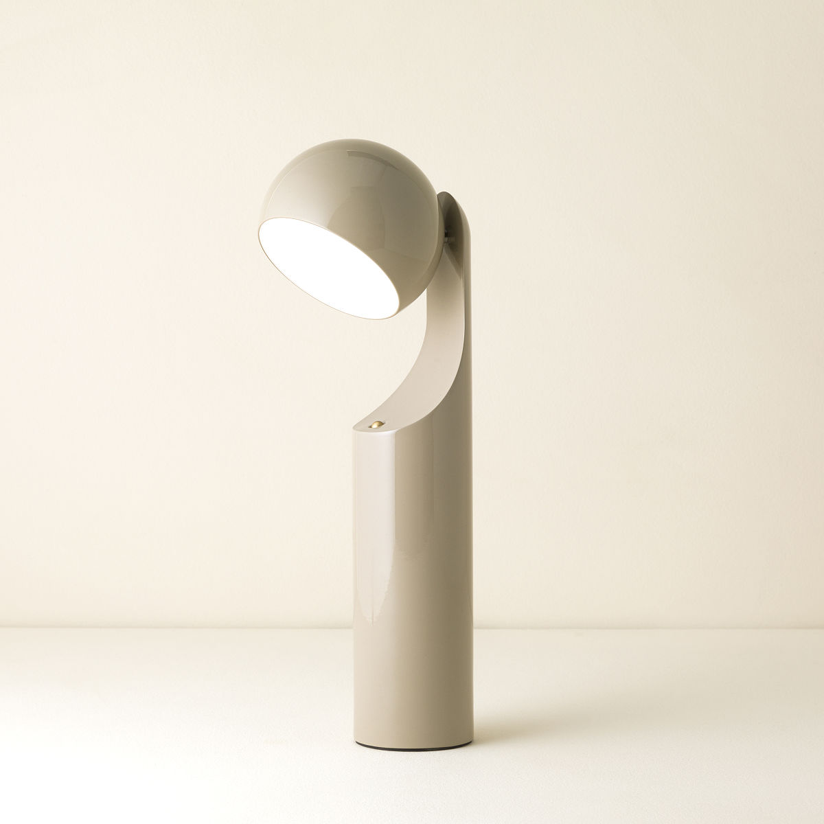 Portable Reading Lamp - Wood