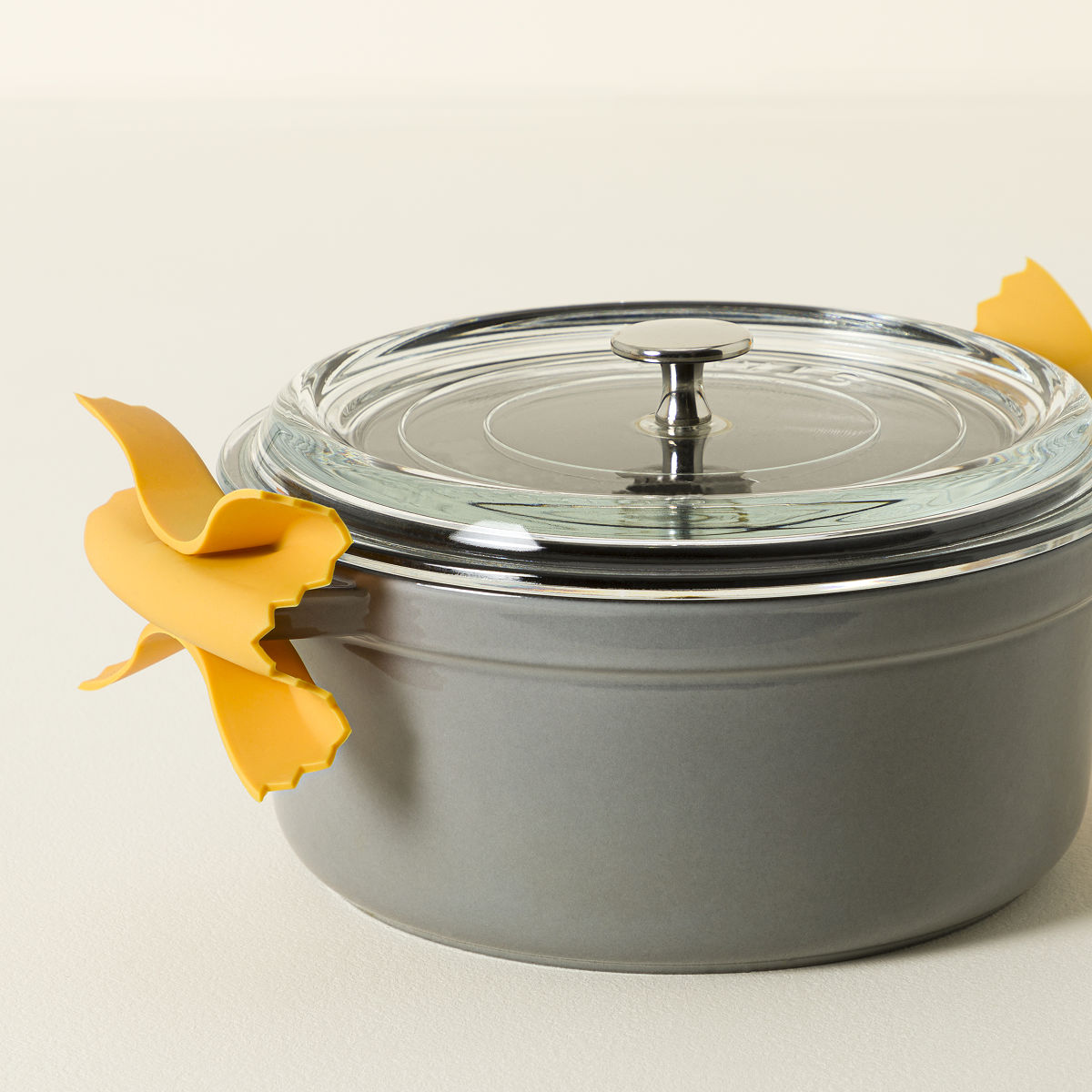 Goods Farfalle Pot Holders Kitchen