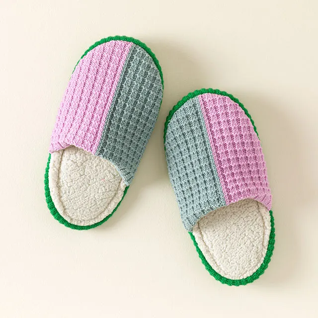 Uncommon Goods Cloud Slippers Fleece Slippers