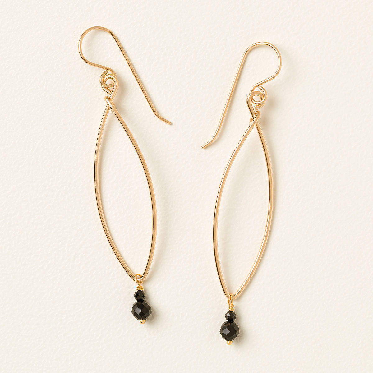 Splash of Stone Earrings - Black Spinel