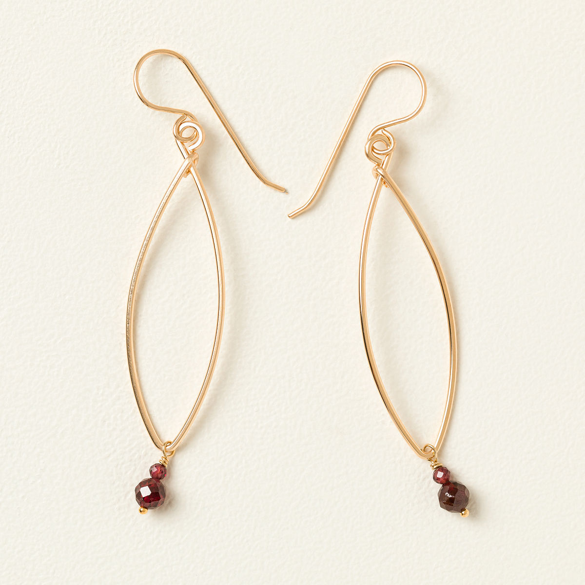 Splash of Stone Earrings - Garnet