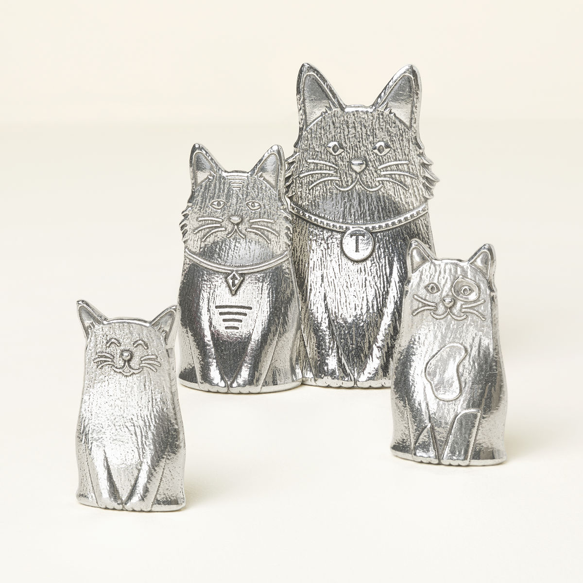 Cat Family Standing Measuring Spoons