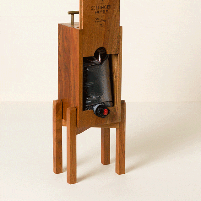 Personalized Box Wine Dispenser