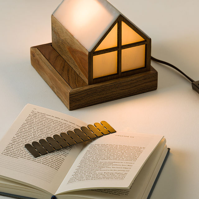 Cozy Cottage Book Stand & Lamp