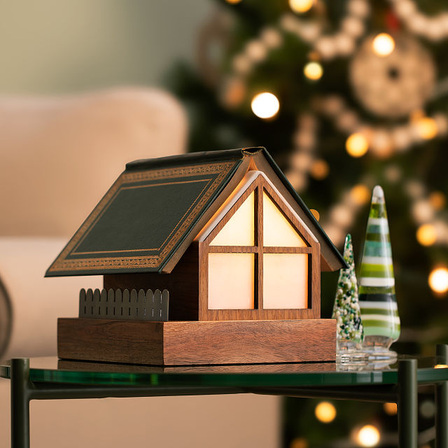 Cozy Cottage Book Stand & Lamp