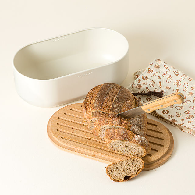 Store & Serve 4-in-1 Bread Box