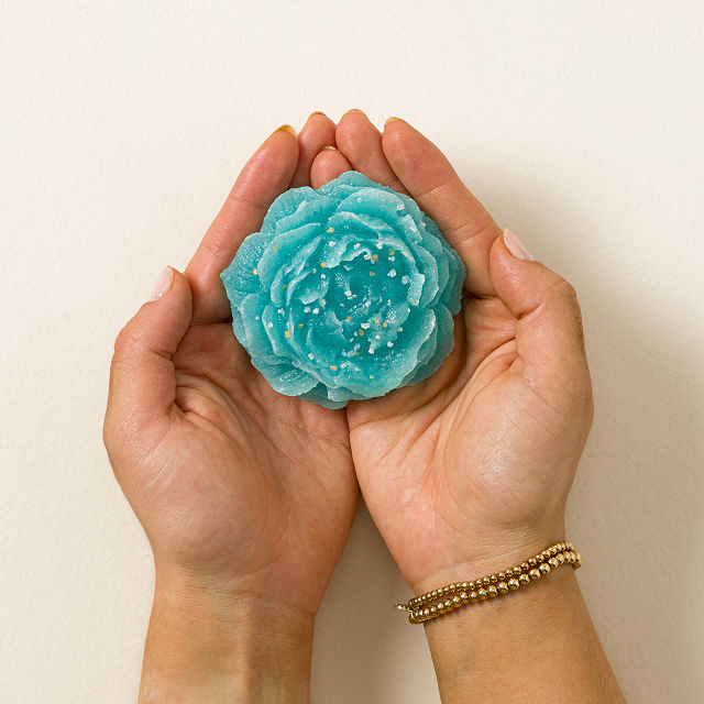 Artisan Jumbo Flower Candy