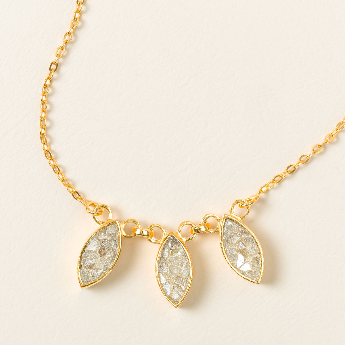 Sliced Raw Diamond Trio Necklace