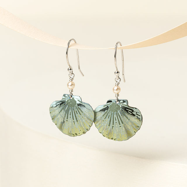 Seashell Shimmer Earrings
