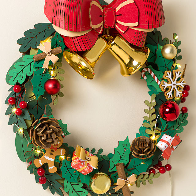 DIY Everlasting Holiday Wreath Build Kit