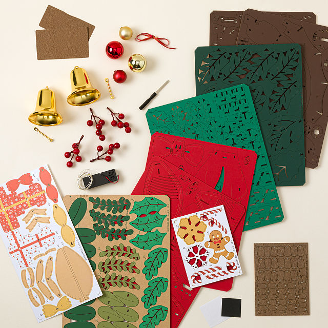 DIY Everlasting Holiday Wreath Build Kit