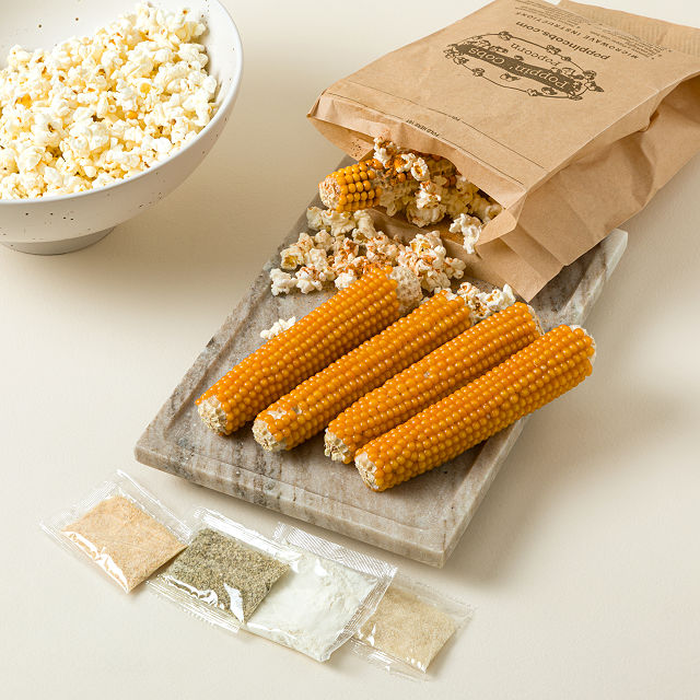 Flavored Popcorn on the Cob Gift Set
