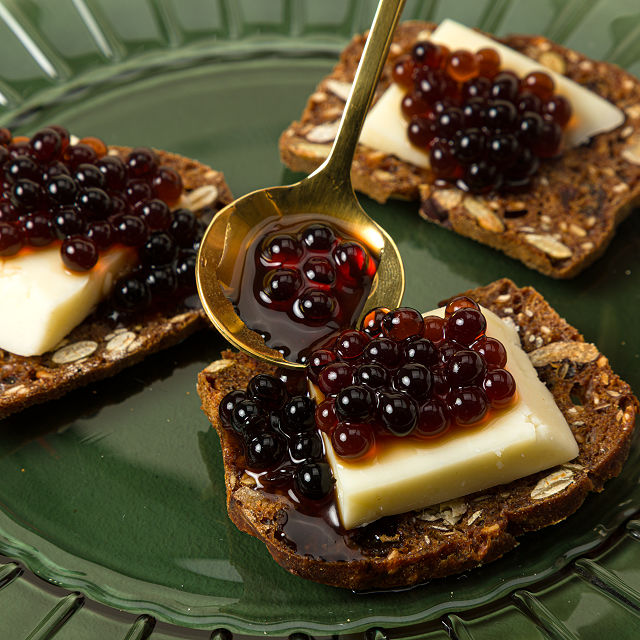 Balsamic Vinegar Pearls