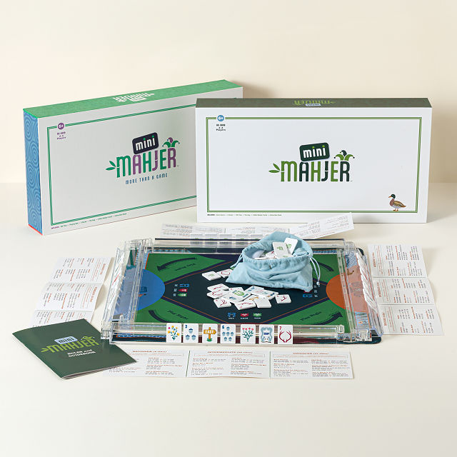 Family Learn to Play Mahjong Set