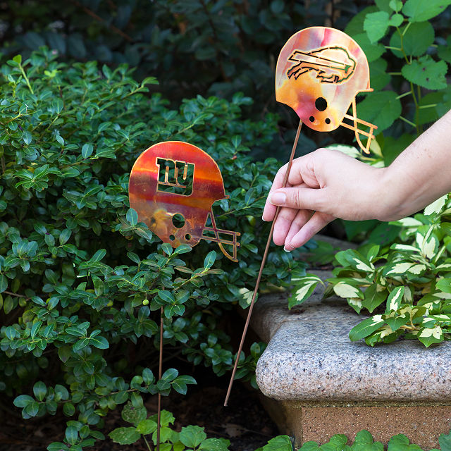 NFL Helmet Garden Stakes