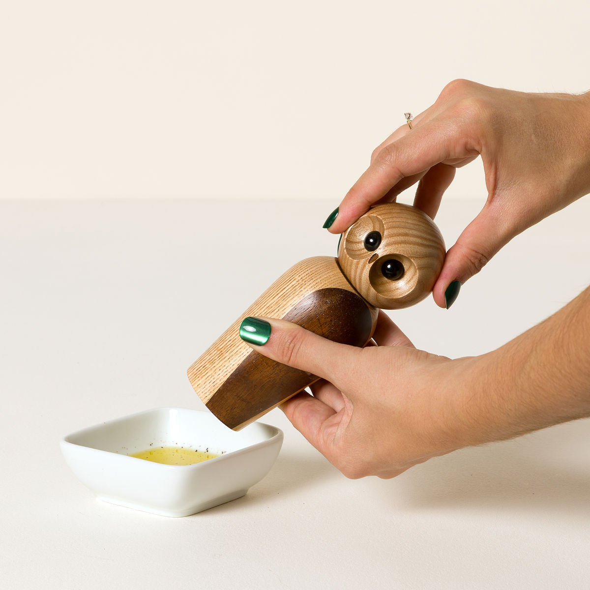 Ollie the Owl Pepper Grinder | owl pepper grinder