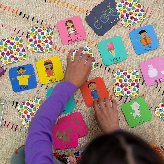 Minilingo Bilingual Starter Flashcards