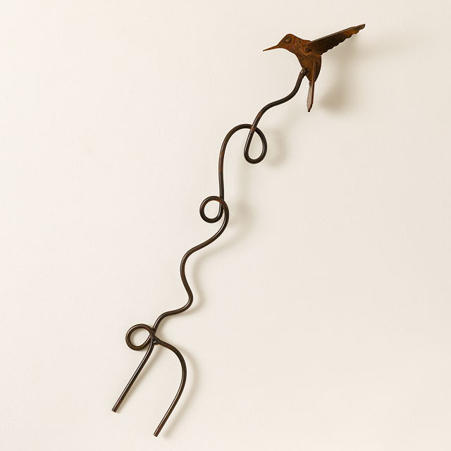 Hummingbird Climbing Stake