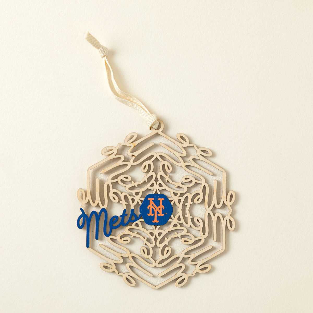 Your MLB Team in a Snowflake Ornament - New York Mets