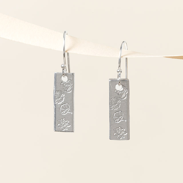 Family Birth Flower Earrings