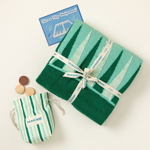 Premium Backgammon on the Beach Towel & Pieces