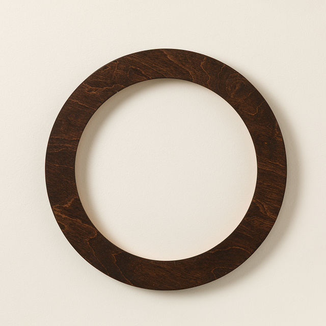 Place & Hang 8" Circular Hoop Frame