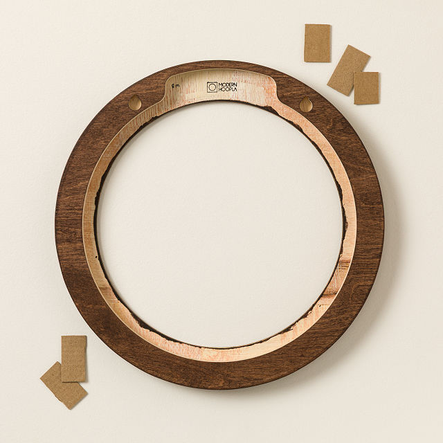 Place & Hang 8" Circular Hoop Frame