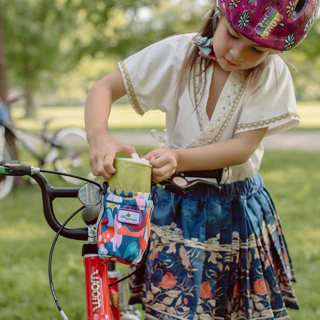 2-in-1 Handlebar & Crossbody Water Bottle Bag