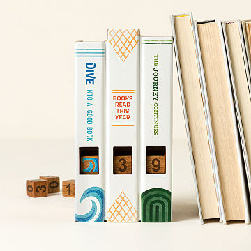 Books Read This Year Tracker and Bookend