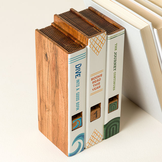 Books Read This Year Tracker and Bookend