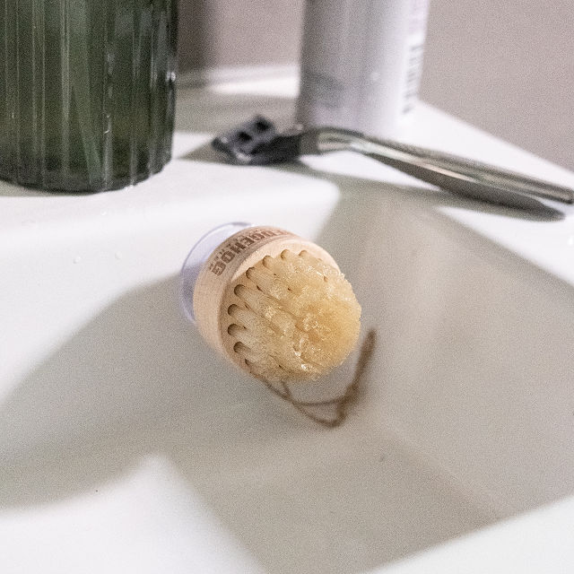 No Mess Razor Cleaner