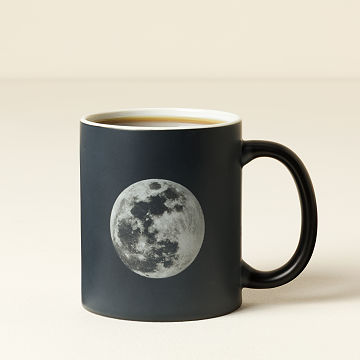 Lunar Eclipse Color-Changing Moon Mug