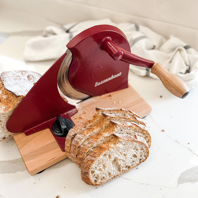 Countertop Bread Slicer