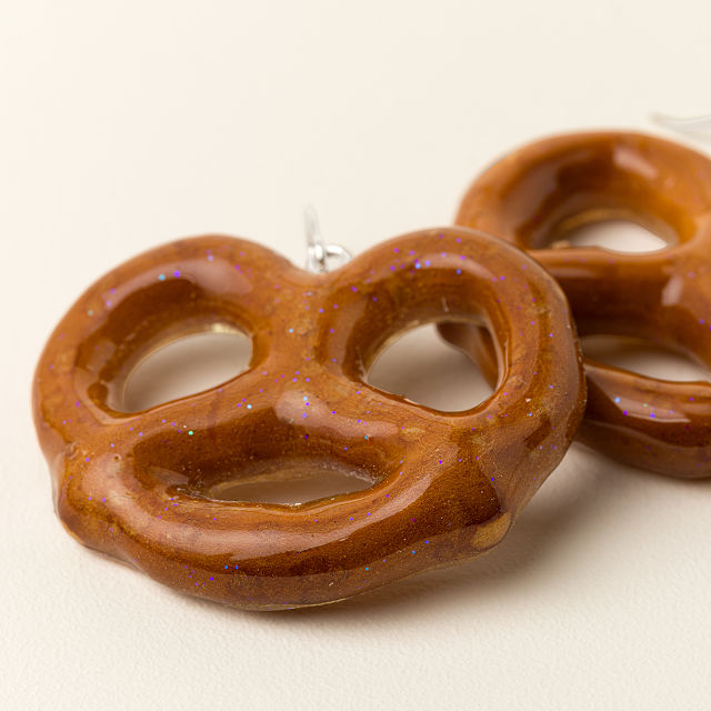 Mini Pretzel Earrings