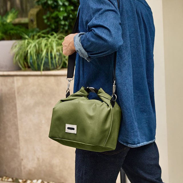 Crossbody Insulated Lunch Bag