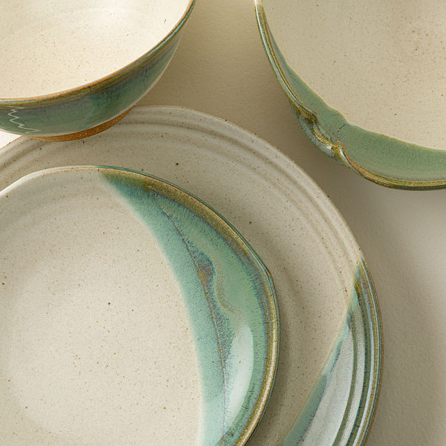 Handmade Ceramic Green Splash Dinnerware