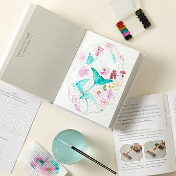 Hidden Patterns Watercoloring Set