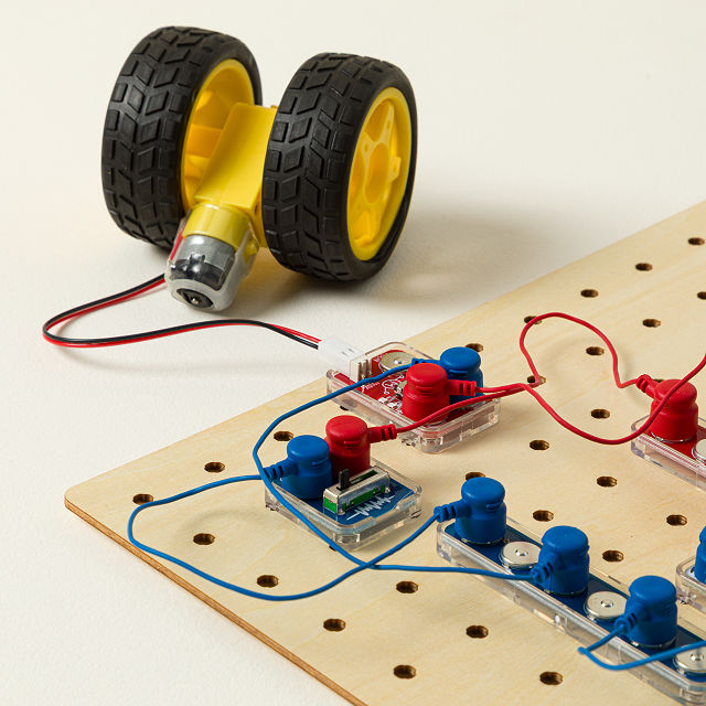 Circuit Builder STEM Lab Kit