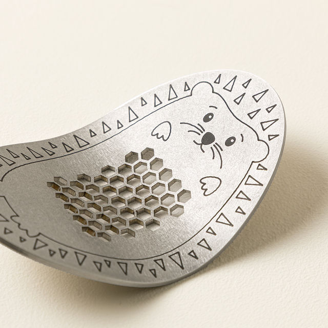 Prickly Pal Garlic Press